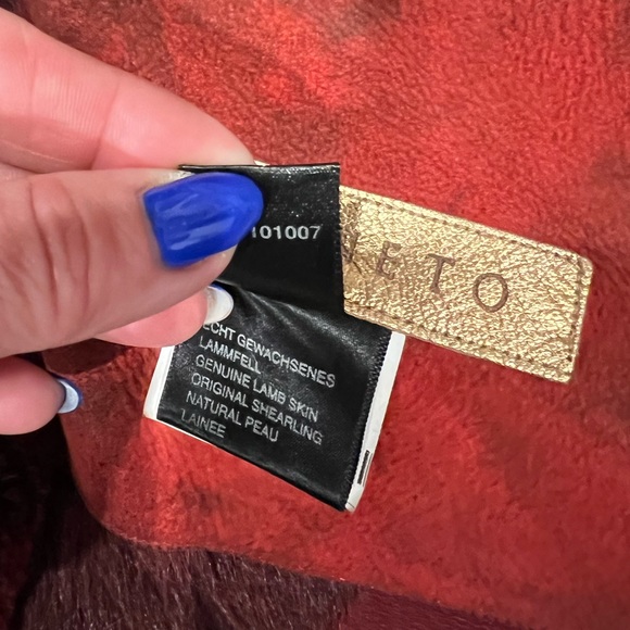 Viaveneto  Lamb  Sherling  reversible, stylish coat🔥 - Picture 9 of 16